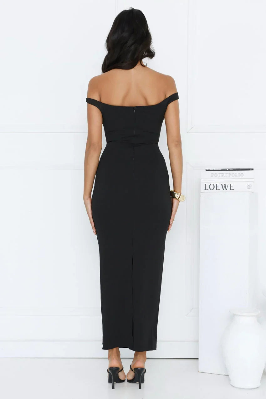 Turn Around Off Shoulder Maxi Dress Black