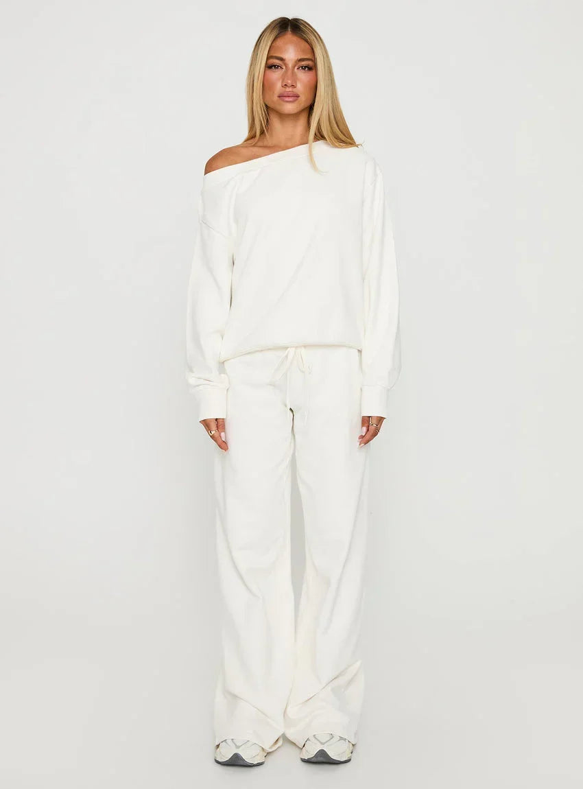 Wellness Off The Shoulder Jumper Washed White